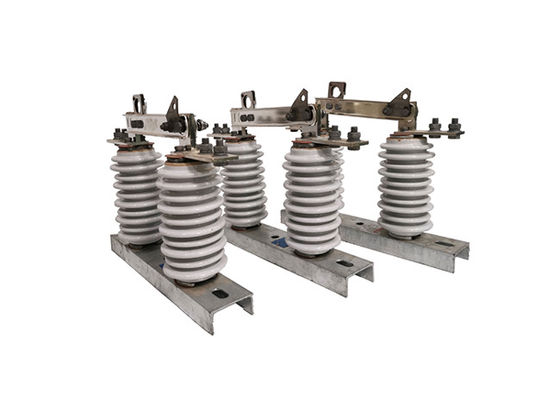 Déconnecteur extérieur GW9-10/630A DC Déconnecteur électrique à haute tension en porcelaine isolante