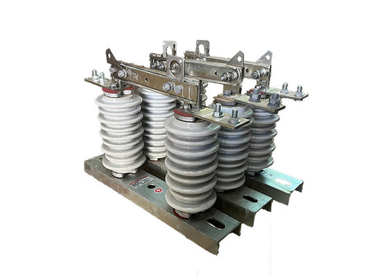 Isolateur électrique à haute tension en porcelaine 630A Commutateur de déconnexion de rupture verticale pour système de distribution extérieur