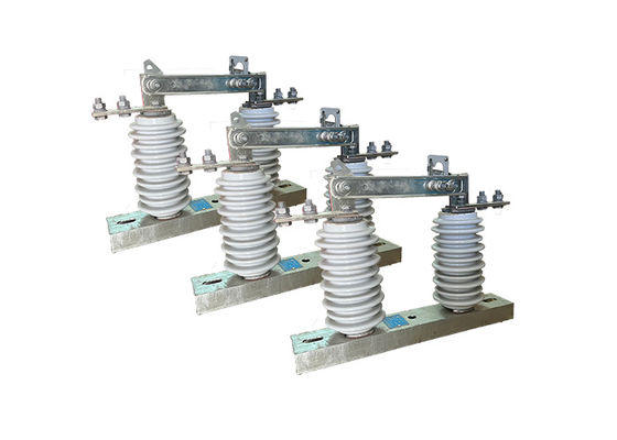 Commutateur industriel gris à haute tension isolant à phase unique pour la maintenance GW9-10/630A Commutateur à crochet