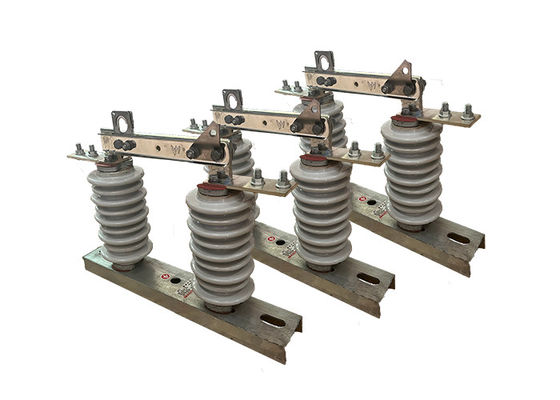 Isolement du circuit électrique industriel à haute tension déconnectant le commutateur utilisé pour l'isolation avec un fonctionnement facile