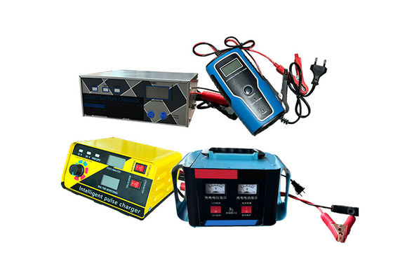 12V/24VLead-acid/ Lithium Portable Motor Battery Charger Contrôle automatique Adaptateur d'alimentation électrique Écran LED/Lcd